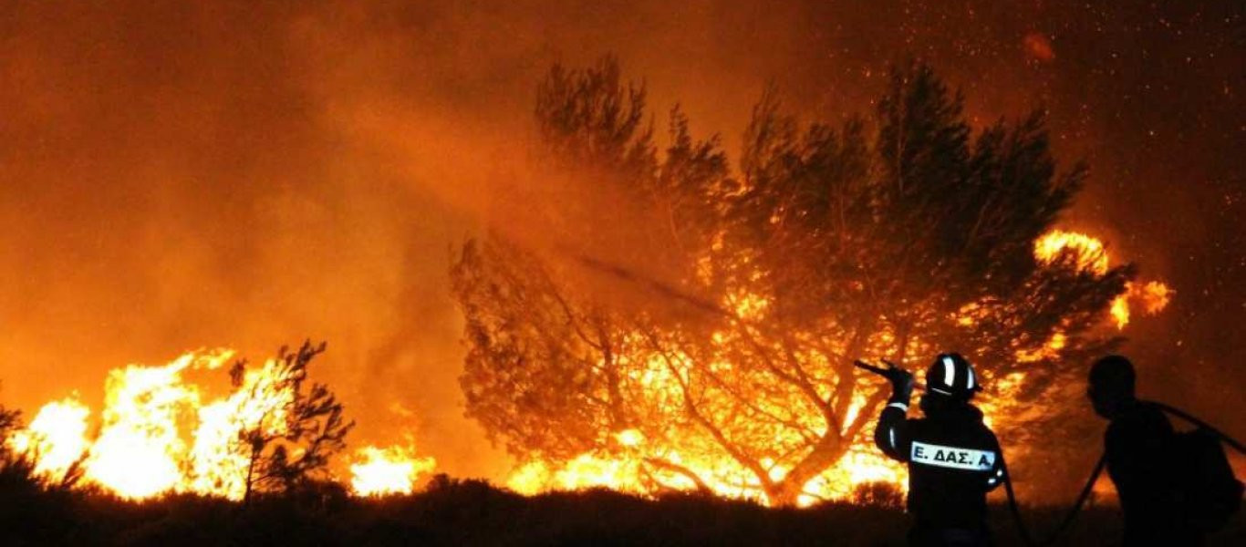 Κέρκυρα: Πύρινο ξέσπασμα στο νέο φρούριο- Πνέουν ισχυροί άνεμοι